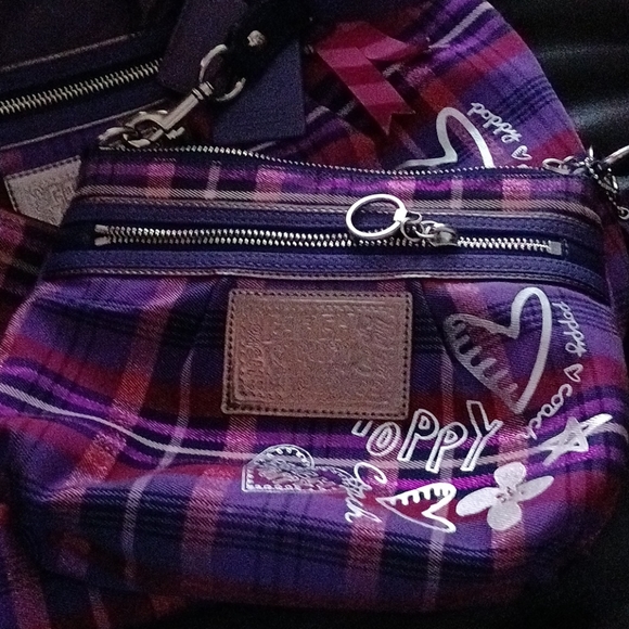 Coach Handbags - Coach poppy 4 piece set purse tote 2 change pursed